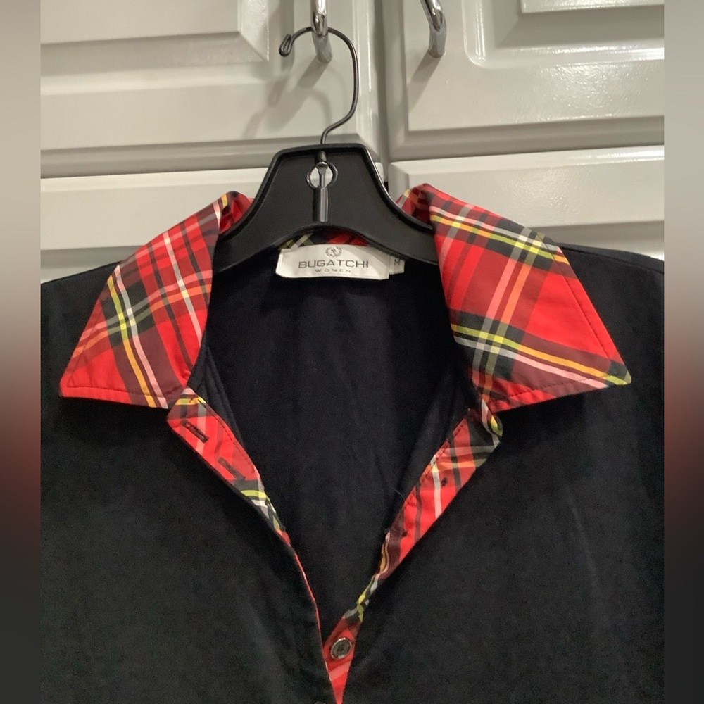 Bugatchi Womens M Black Red Striped Button 3/4 Sleeve Stretch Soft Polo Golf Top